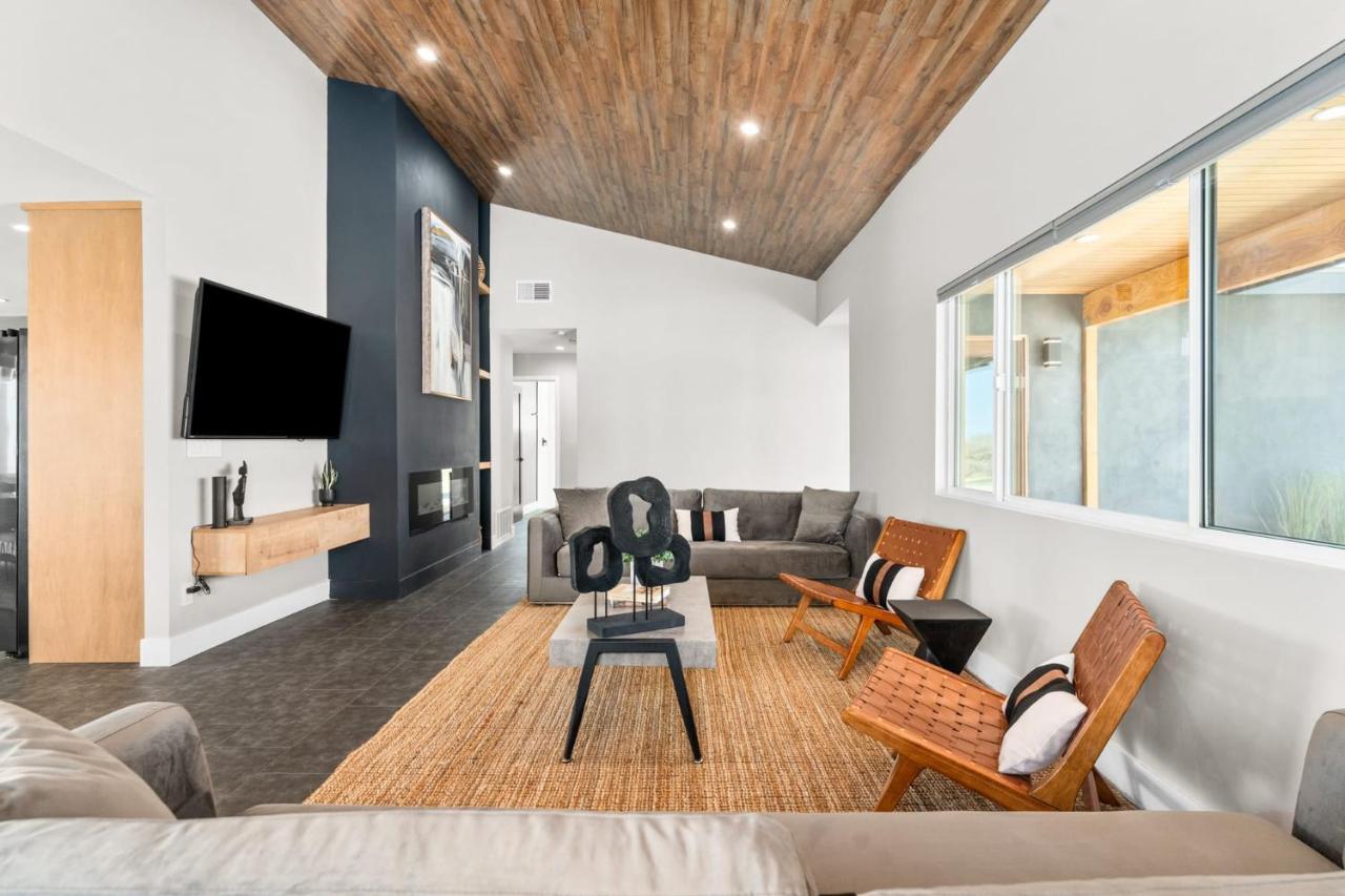 Luxury Retreat Villa โจชัวทรี ภายนอก รูปภาพ